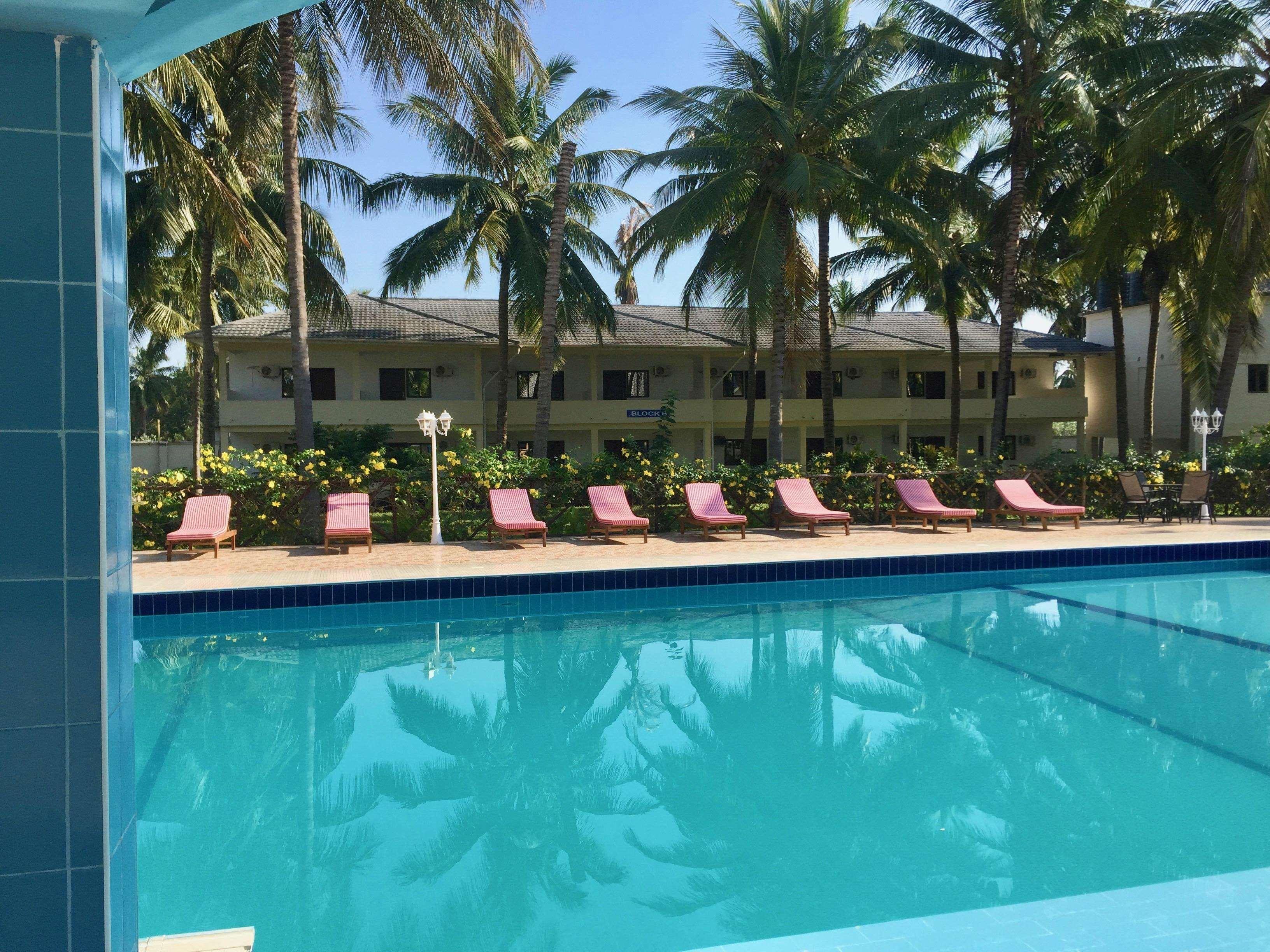 โอเชียนิก เบย์ โฮเต็ล แอนด์ รีสอร์ต Hotel บากาโมโย ภายนอก รูปภาพ