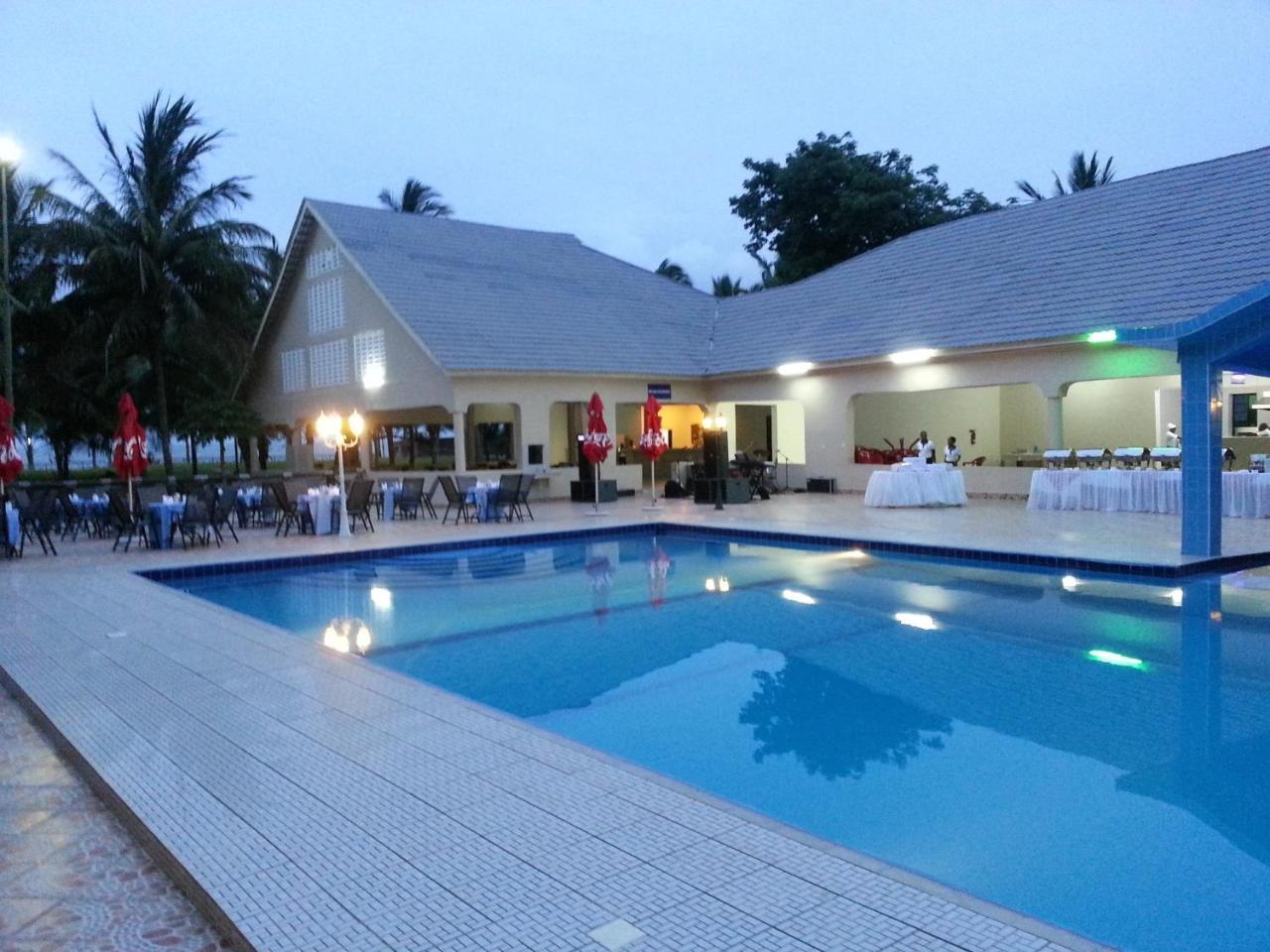 โอเชียนิก เบย์ โฮเต็ล แอนด์ รีสอร์ต Hotel บากาโมโย ภายนอก รูปภาพ