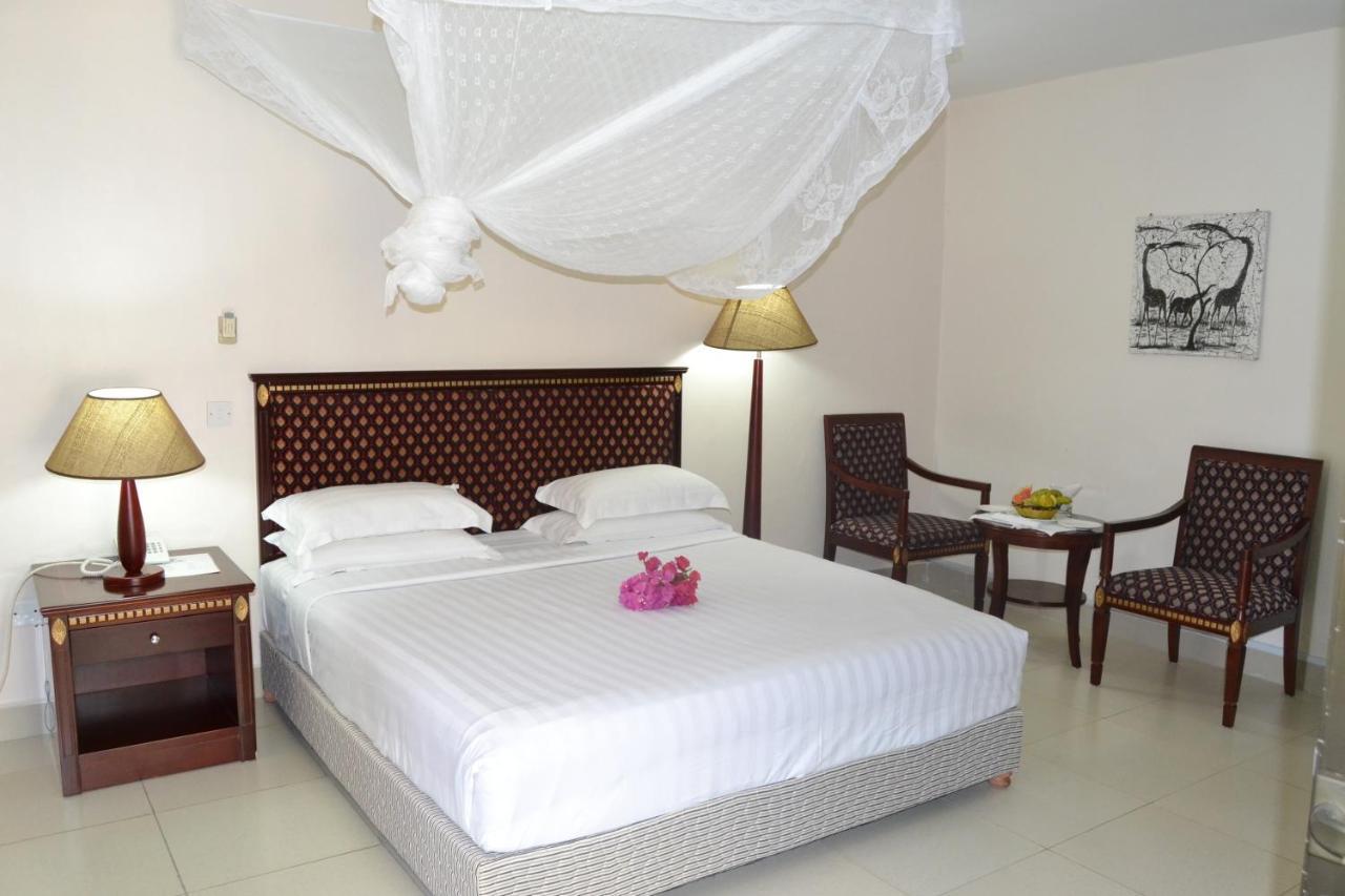 โอเชียนิก เบย์ โฮเต็ล แอนด์ รีสอร์ต Hotel บากาโมโย ภายนอก รูปภาพ
