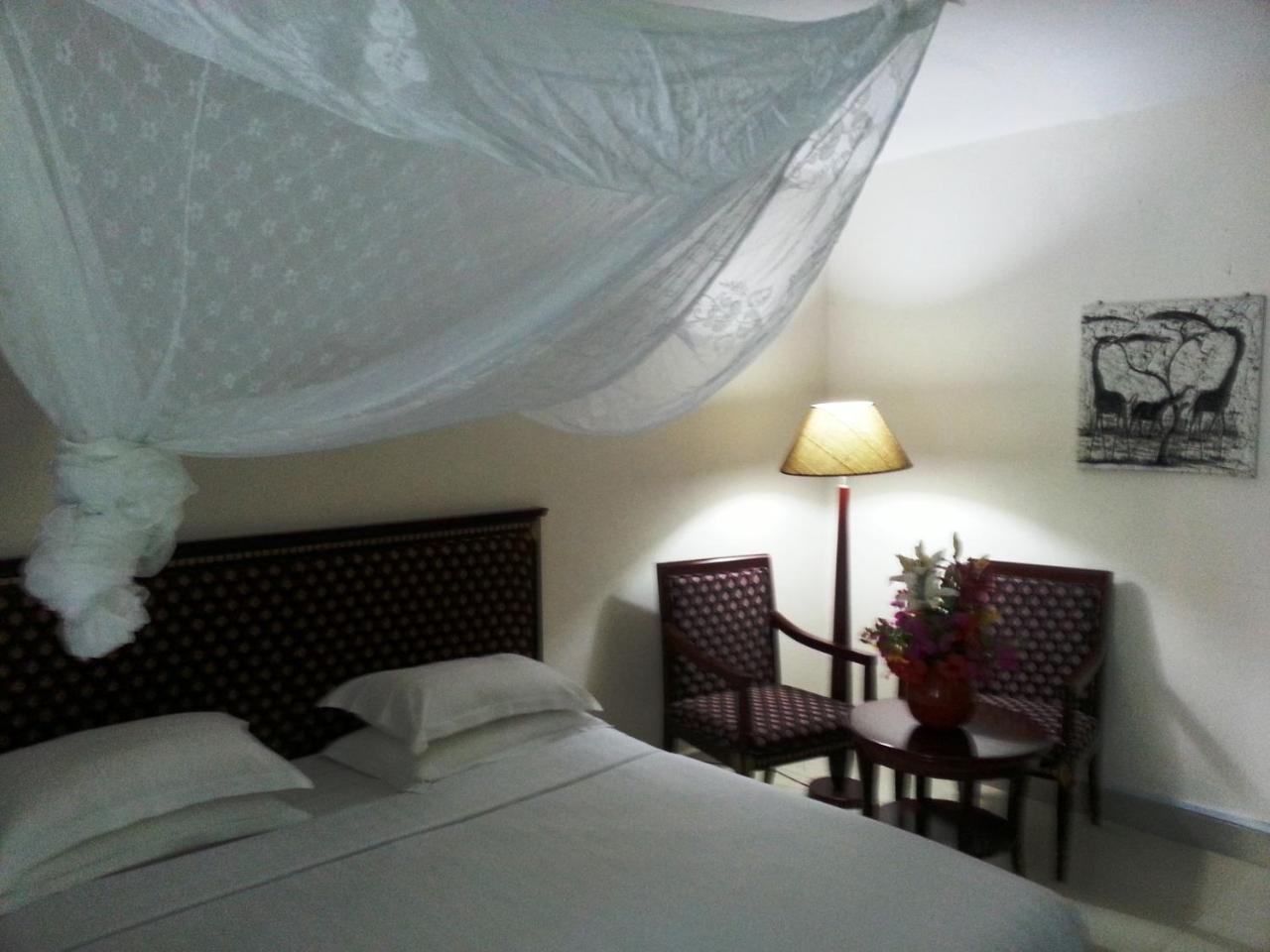 โอเชียนิก เบย์ โฮเต็ล แอนด์ รีสอร์ต Hotel บากาโมโย ภายนอก รูปภาพ